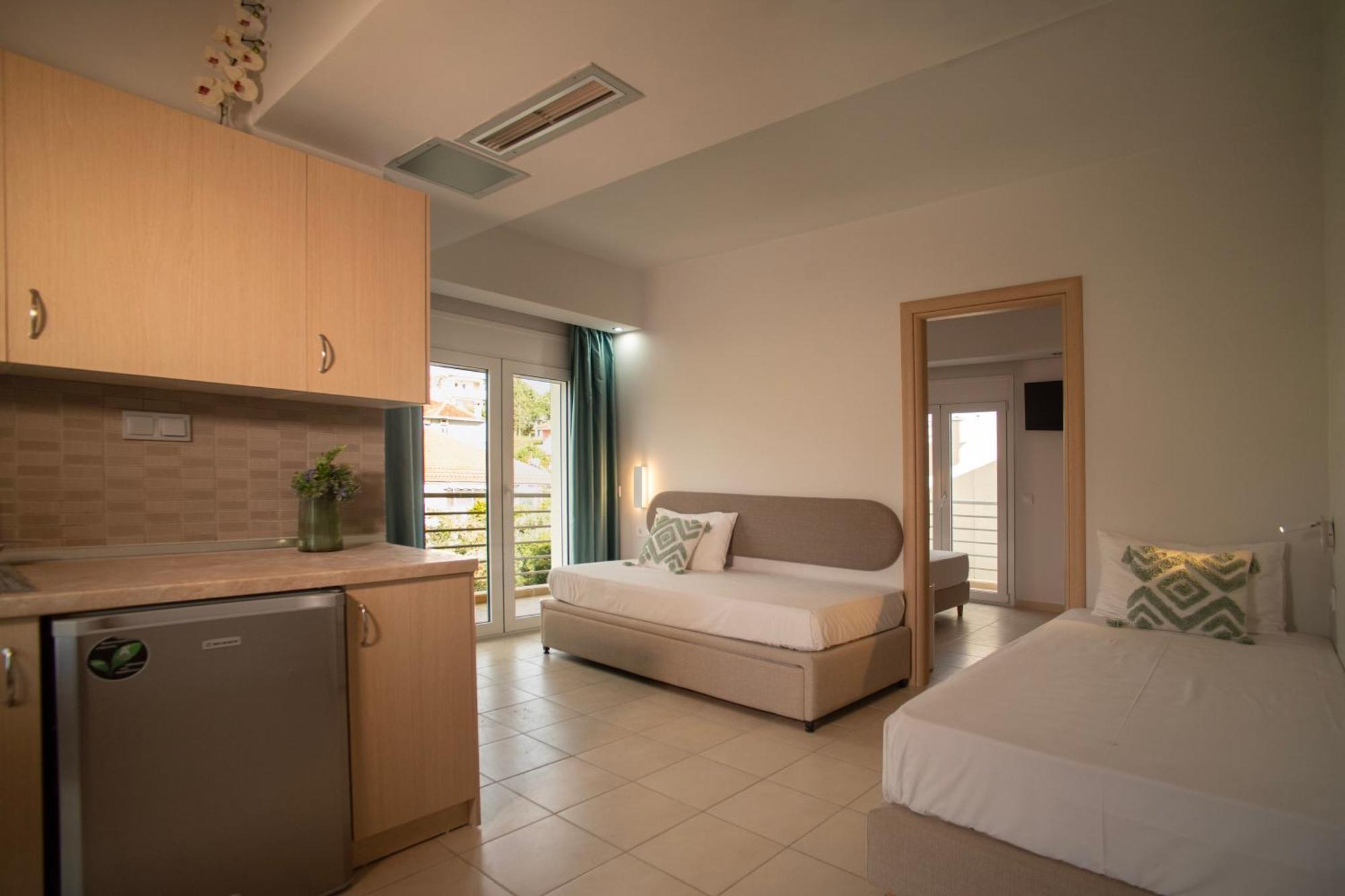 Kanali Homes Extérieur photo